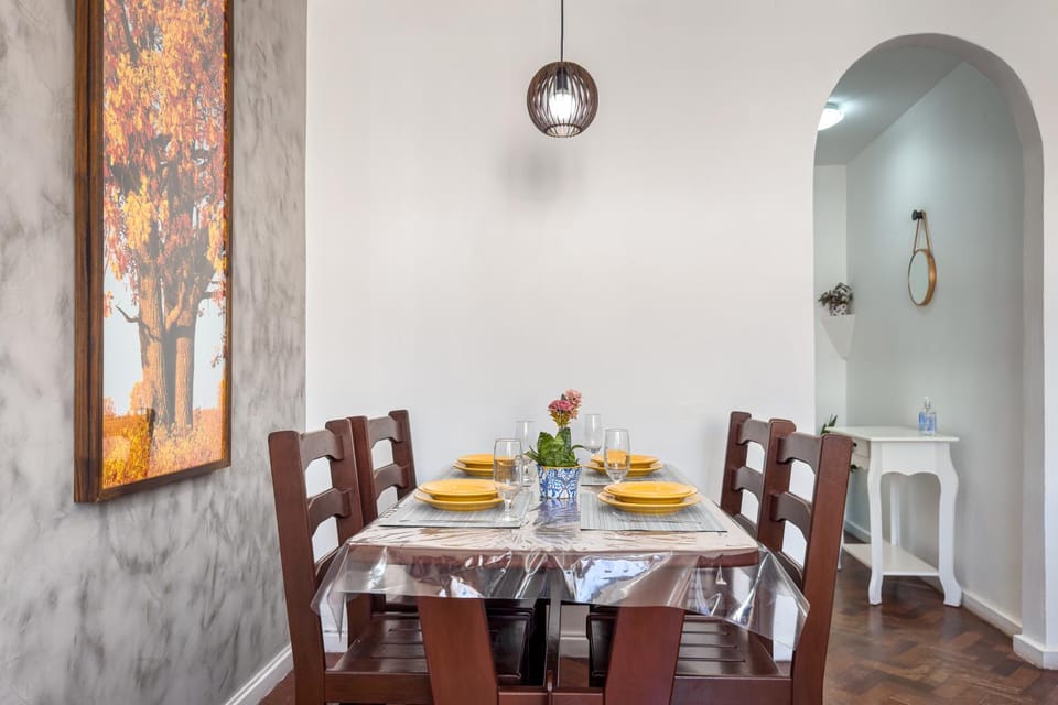 Apartamento em Copacabana, conforto e localização privilegiada! Apartment in Rio de Janeiro