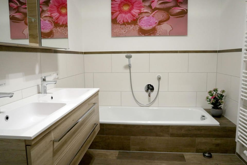 Bathroom, Bath