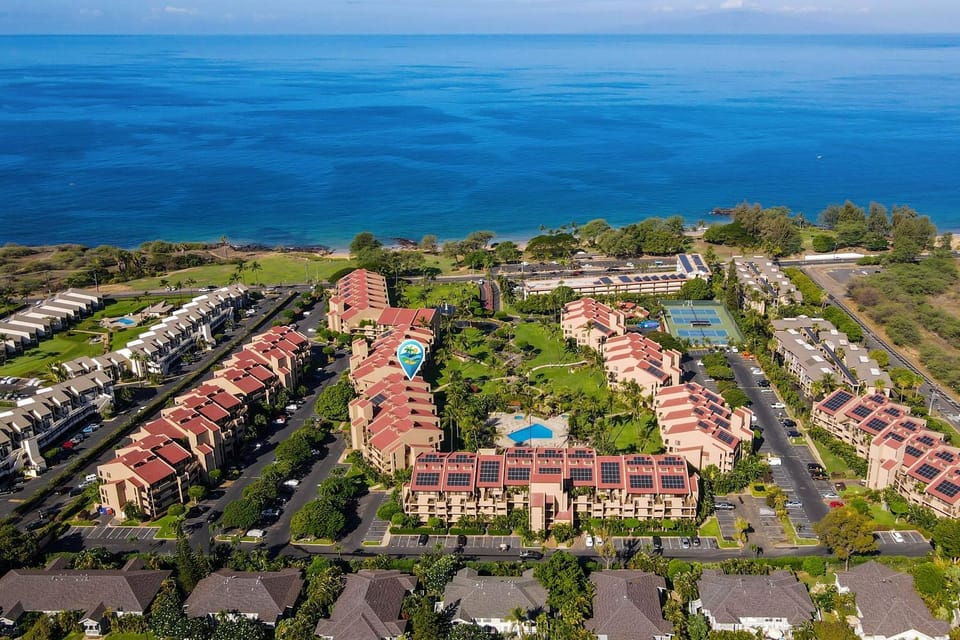 Experience Kamaole Sands 6-202, Stunning Renovation, Ocean View, Wi-Fi, Split AC House in Wailea