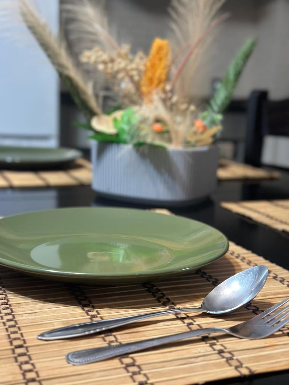 Dining area, Food