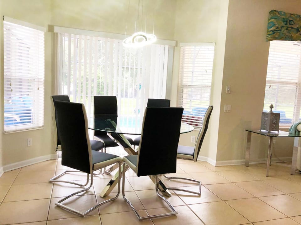 Seating area, Dining area, Pool view, Breakfast, air conditioner