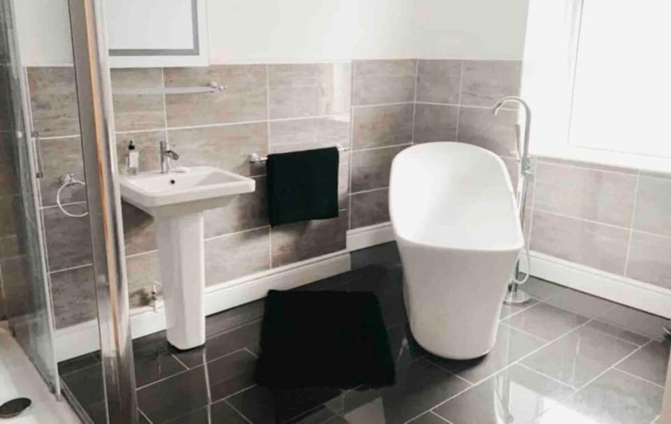 The Coffee House Apartment in Forest of Dean