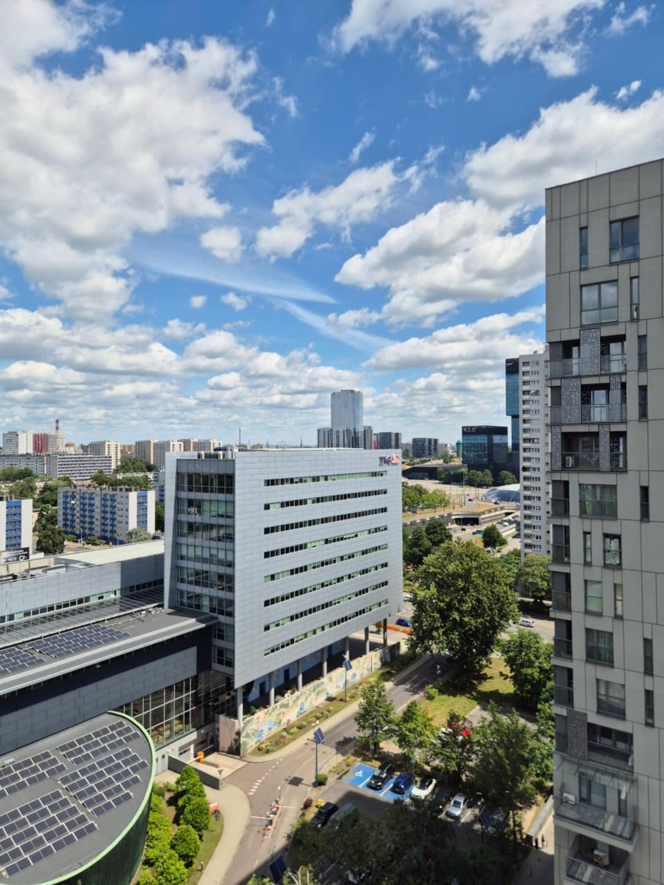 City view, Location