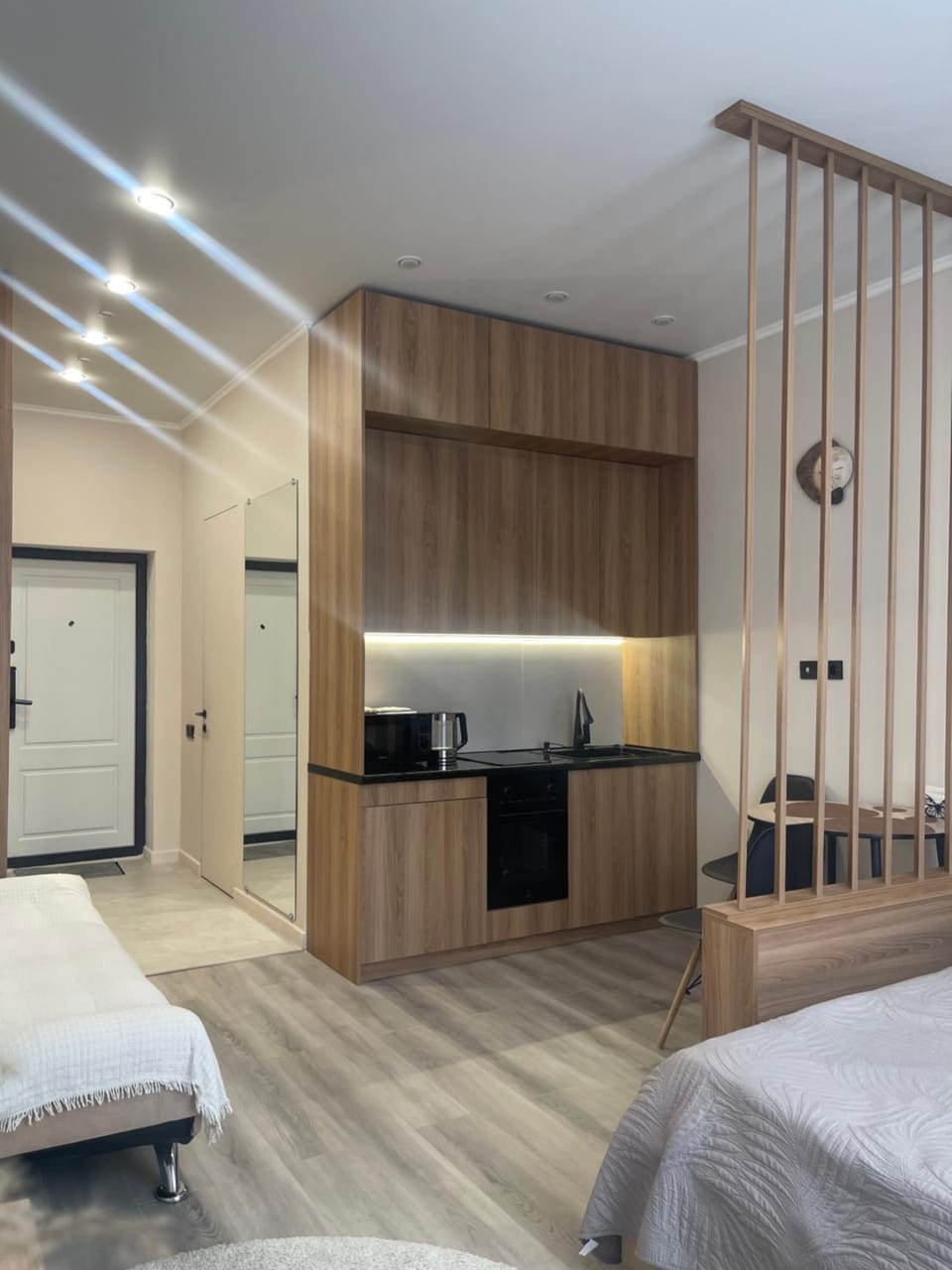 Уютная кв возле ТРЦ Mega Park , Cozy apartment near the historical center Apartment in Almaty