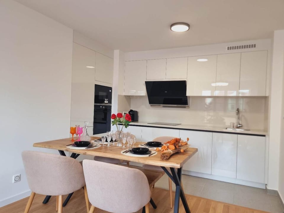 Appartement neuf et moderne à Puteaux Apartment in Puteaux