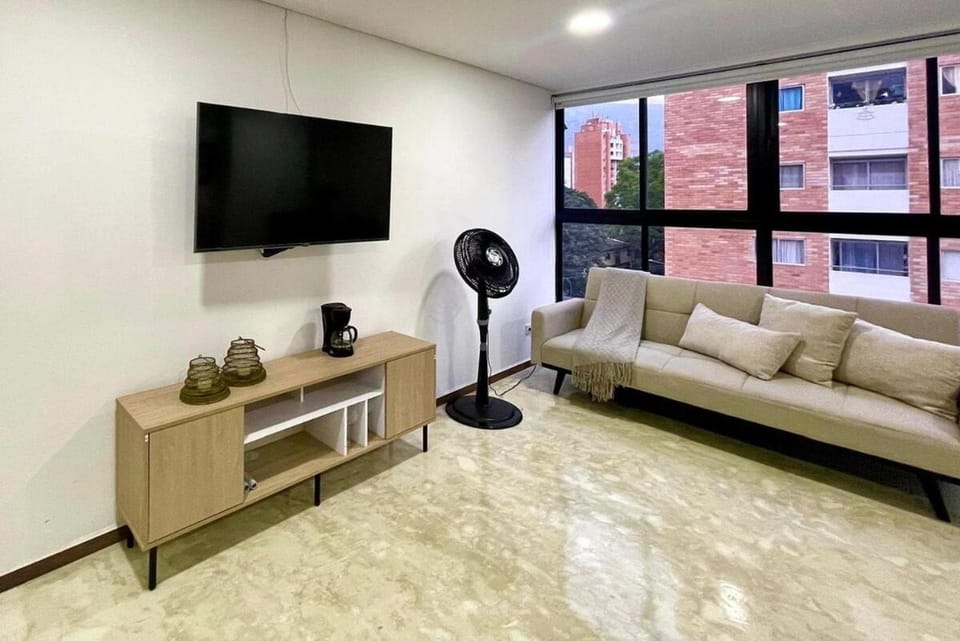 Communal lounge/ TV room, Living room