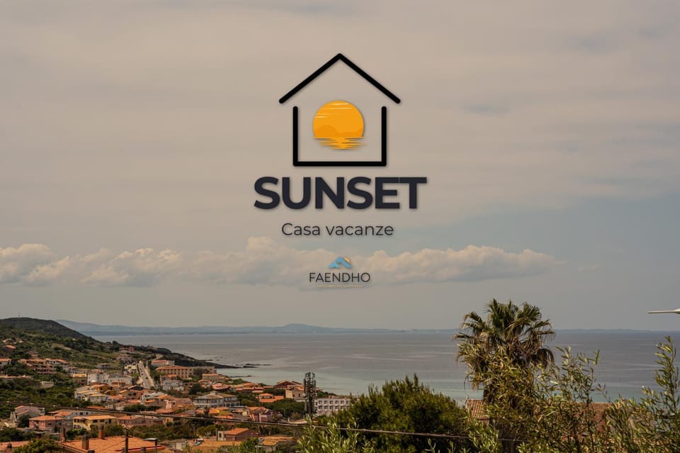 Nearby landmark, Day, Property logo or sign, Natural landscape, Logo/Certificate/Sign, Sea view, Sunrise