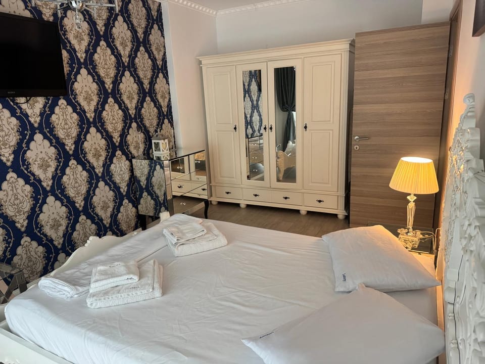 Liam luxury- Alezzi Beach resort Apartment in Constanța County