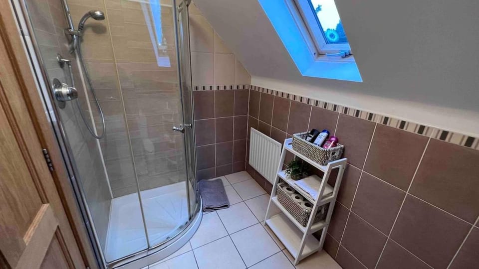 Home in Foxford, 8 Guests House in County Sligo