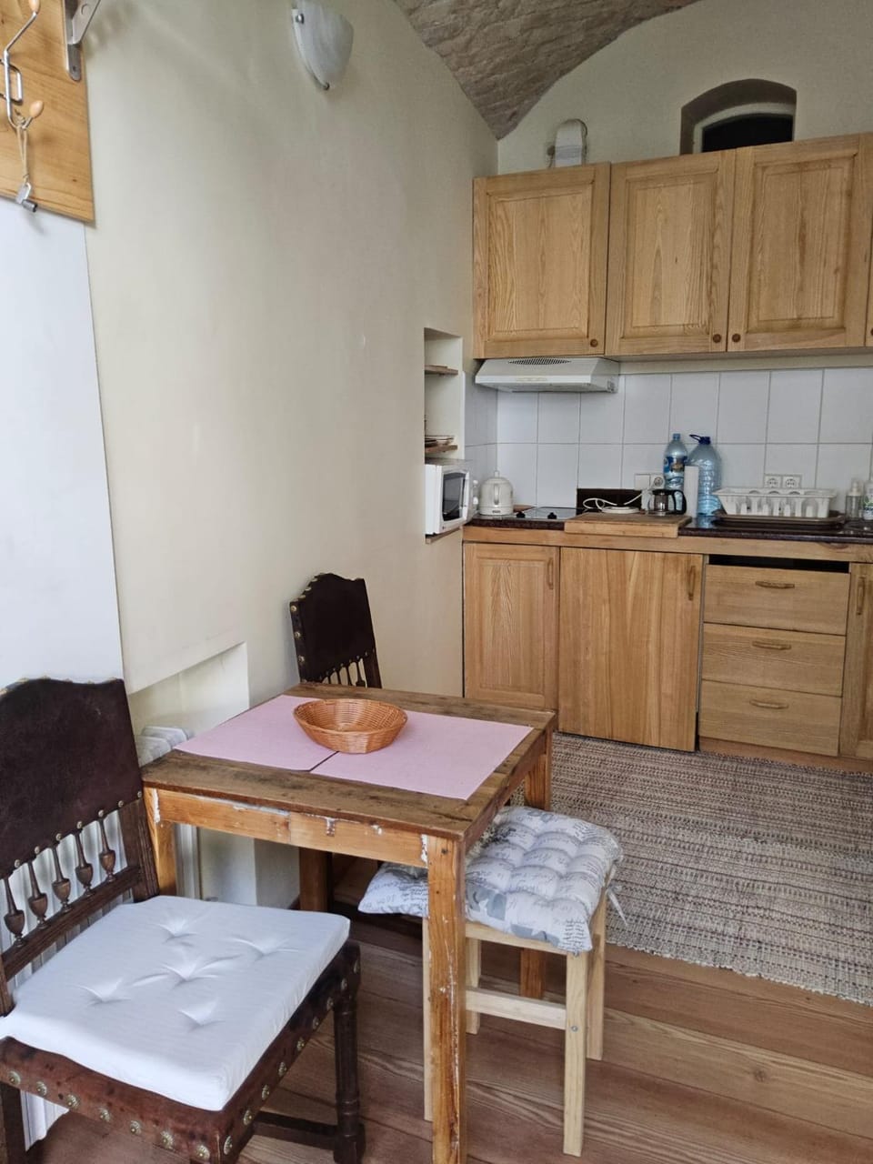 Kitchen or kitchenette, stove, stove, kitchen, kitchen