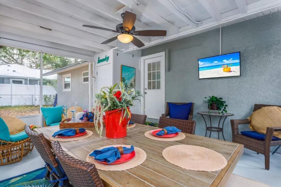 Patio, Seating area, Dining area