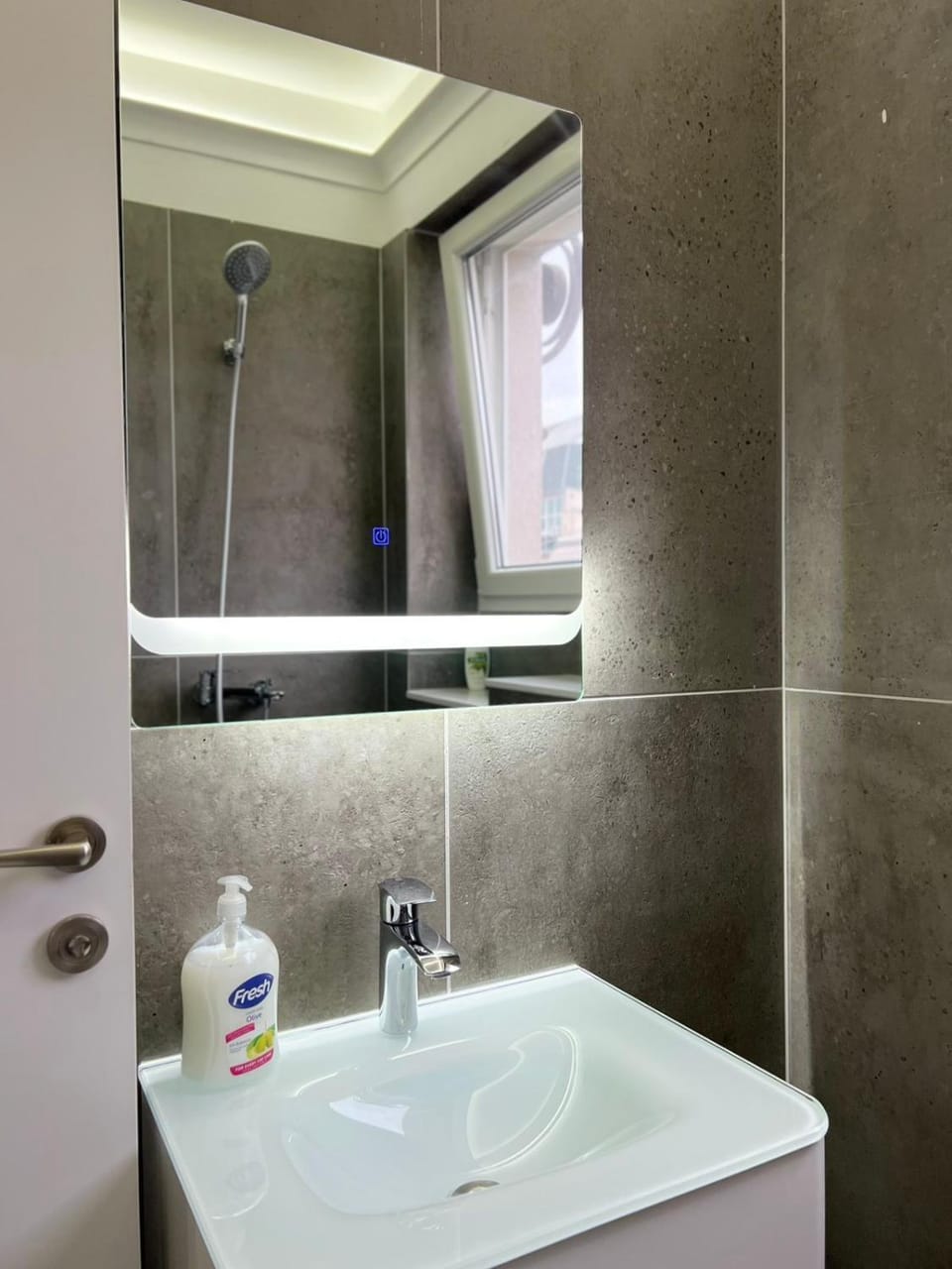 Hop&Stay Prishtina Apartment in Serbia