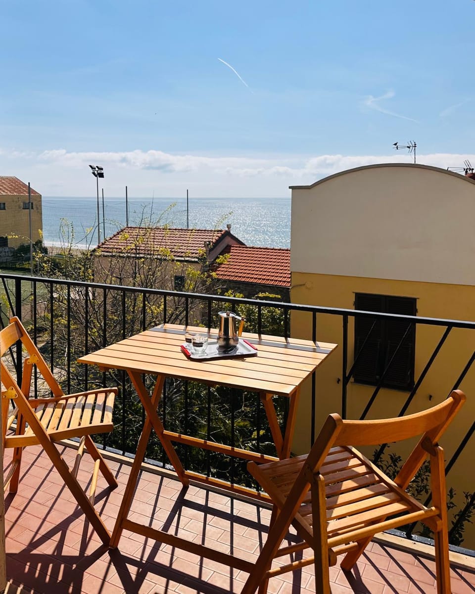 LA SPIAGGIA Casa Vacanze Apartment in Savona