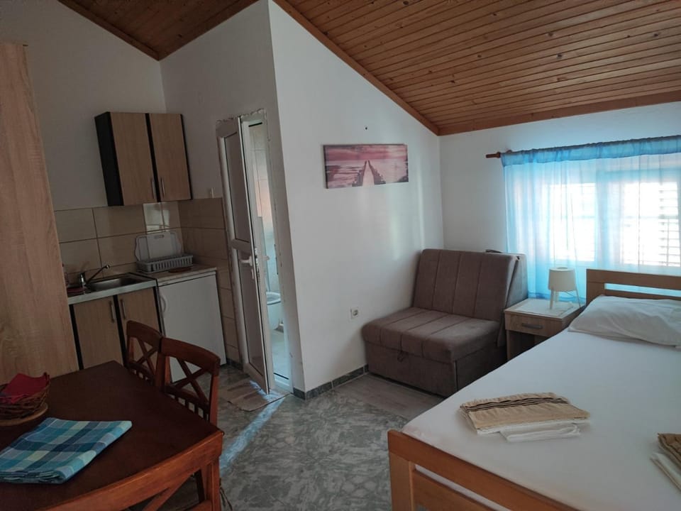 Džodžo Apartments Apartment in Kotor Municipality