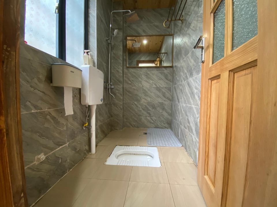 Shower, Bathroom, towels