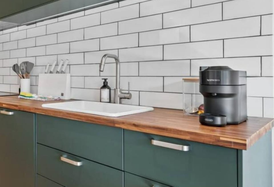 Chic 2-Bed Apartment in Vibrant St Kilda Apartment in Saint Kilda