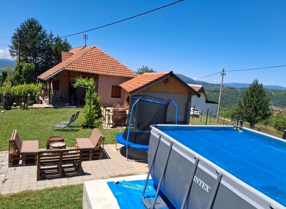 Vikendica i apartman HS House in Serbia