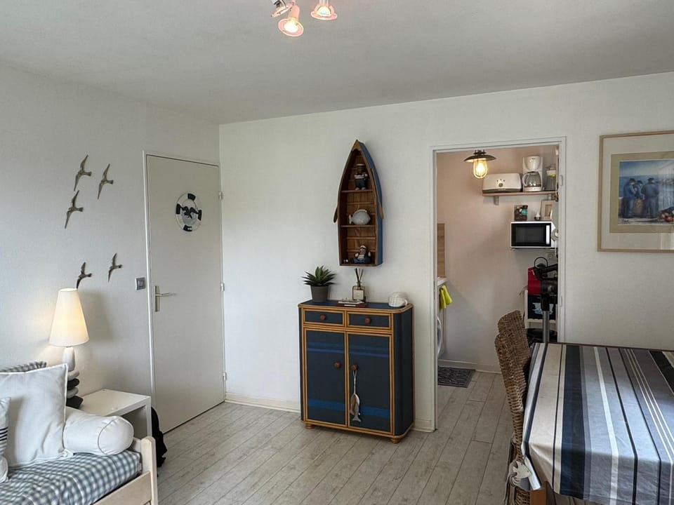 Appartement 2 pièces près de la plage avec parking à Cabourg - FR-1-487-381 Apartment in Cabourg