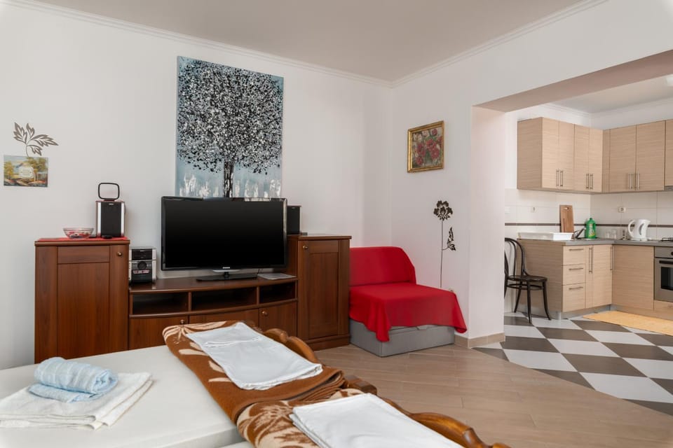 TV and multimedia, Living room