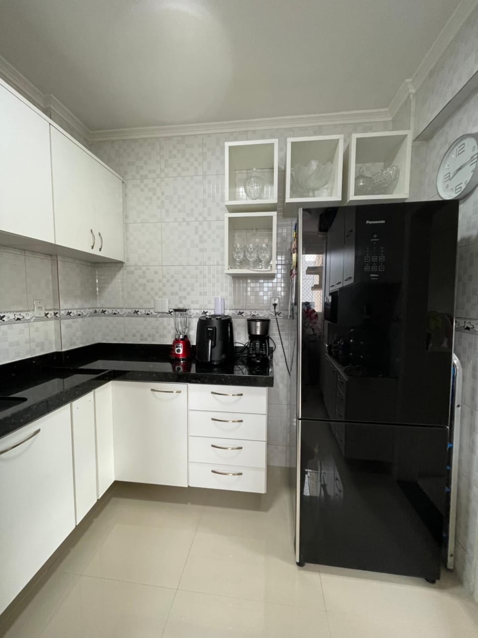 Kitchen or kitchenette, Breakfast, oven, stove