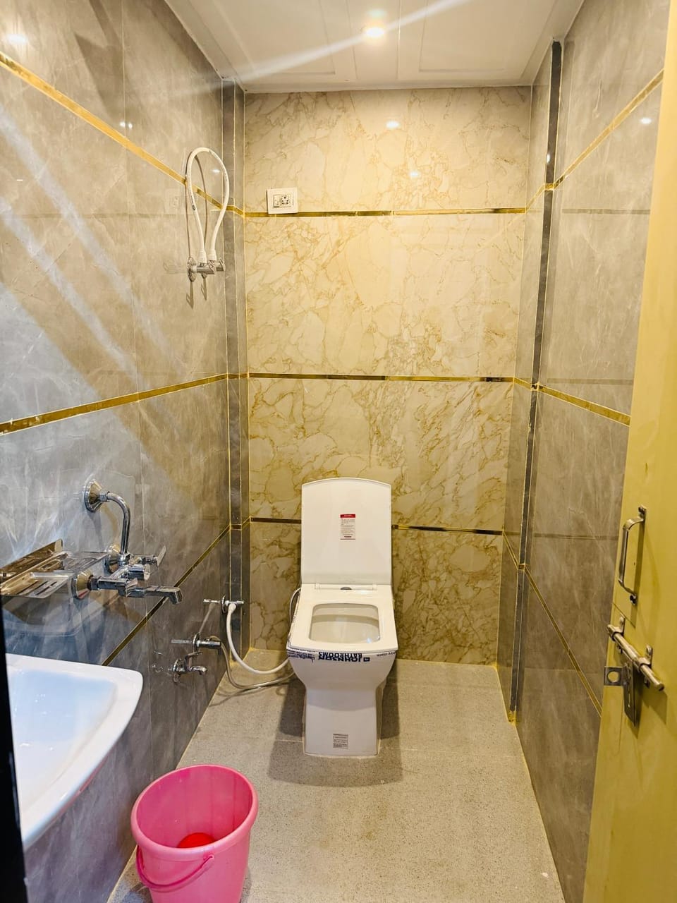 Raghuvar Residency Vacation rental in Uttar Pradesh