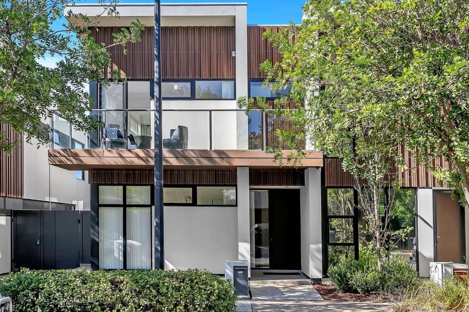 Luxurious Living in St Clair with Spa and Balcony House in Adelaide