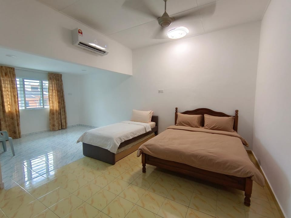 Bed, Bedroom, air conditioner