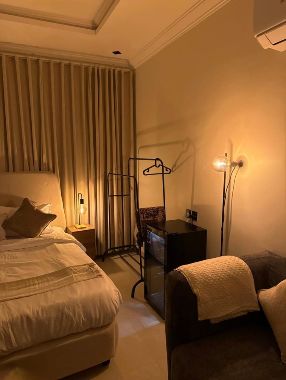 استديو انيق بجلسة جانبية Apartment in Riyadh