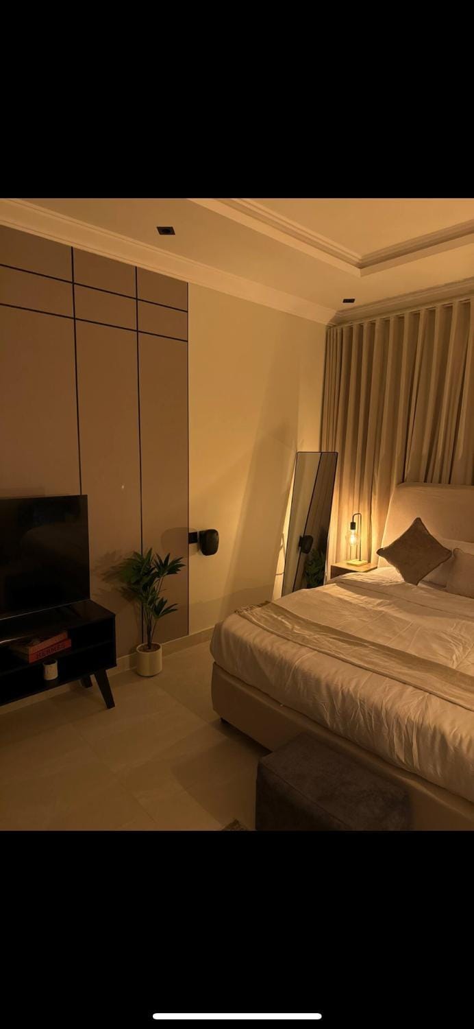 استديو انيق بجلسة جانبية Apartment in Riyadh