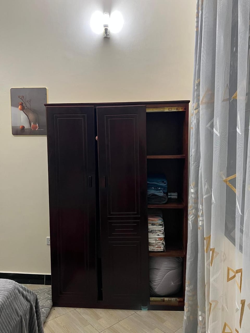wardrobe