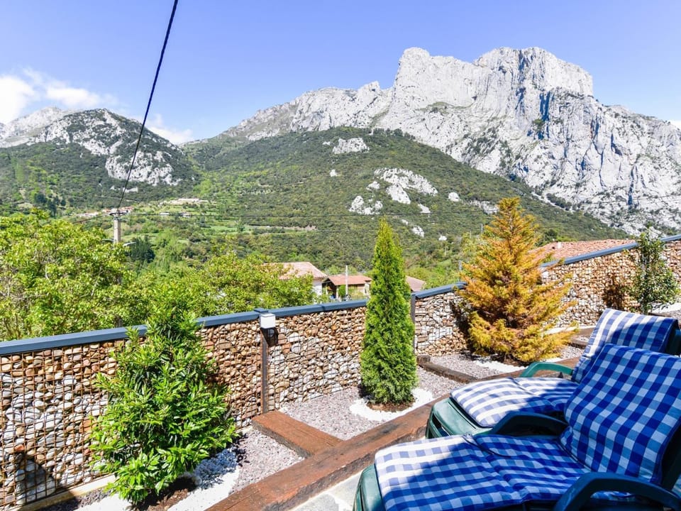 Espectacular casa en la montaña House in Cantabria