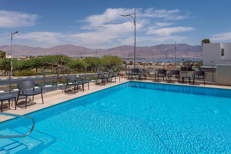 Natural landscape, Mountain view, Pool view, Swimming pool