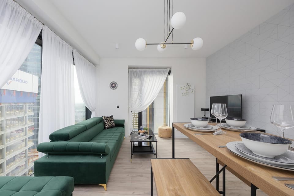 TV and multimedia, Kitchen or kitchenette, Living room, Seating area