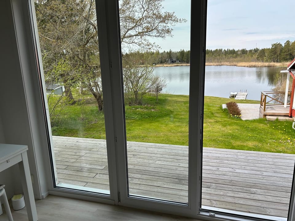 Sjöstuga, lake view cottage House in Stockholm County