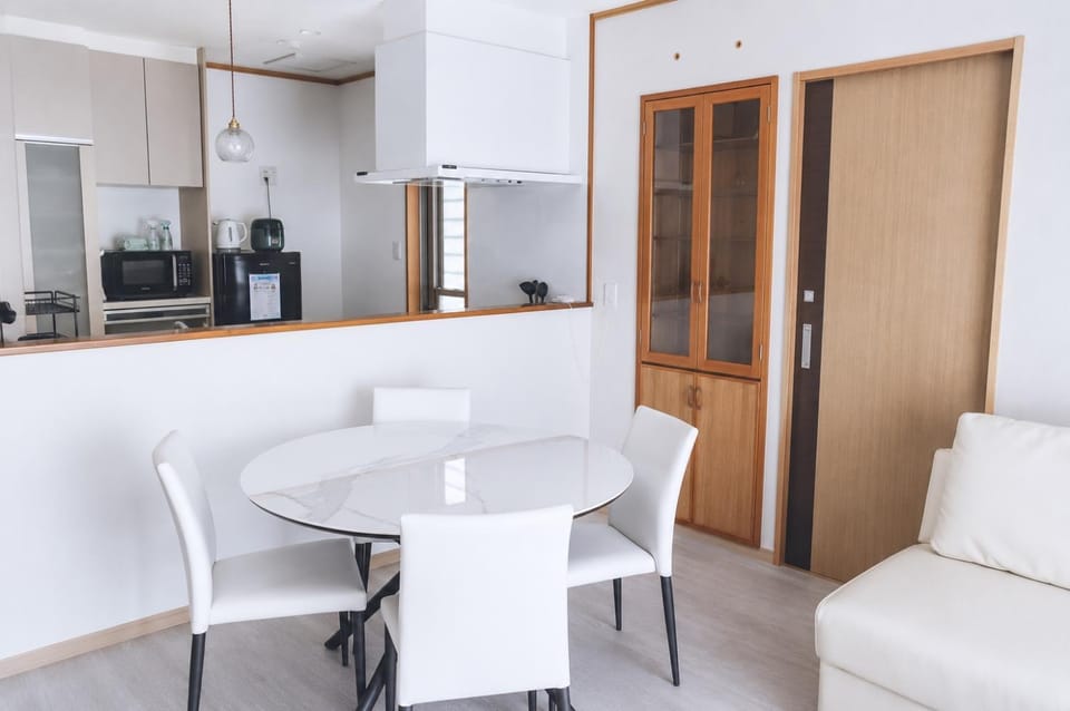 星空テラスと海一望 静寂に包まれる屋上BBQ Resort Villa ManMaka Apartment in Okinawa Prefecture