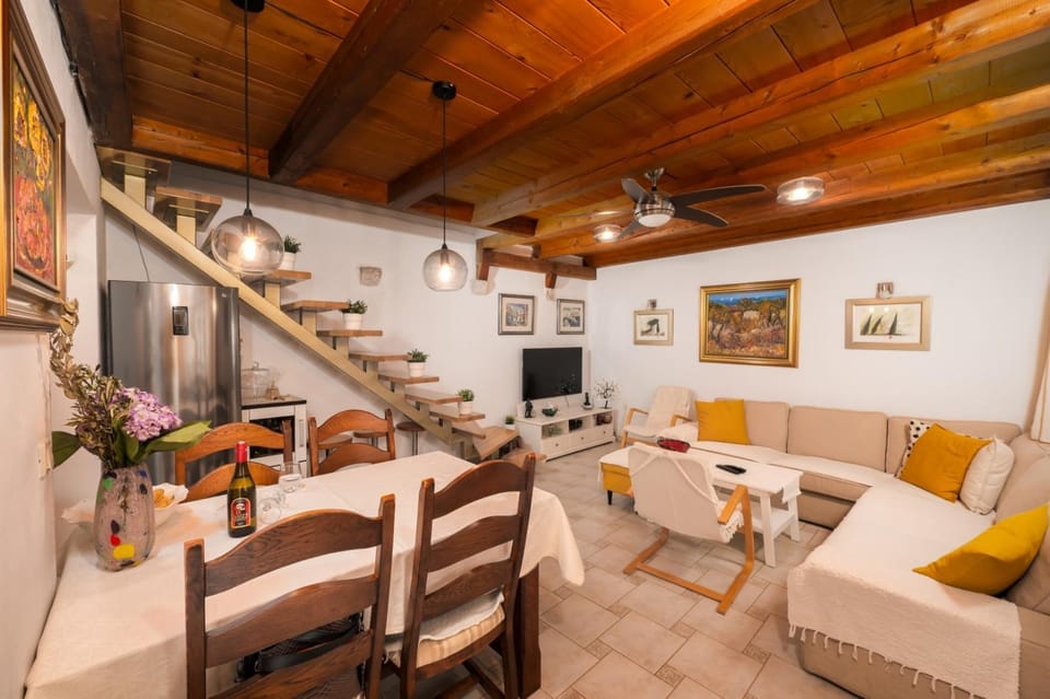 Traditional Dalmatian House Tina House in Šibenik-Knin County, Croatia