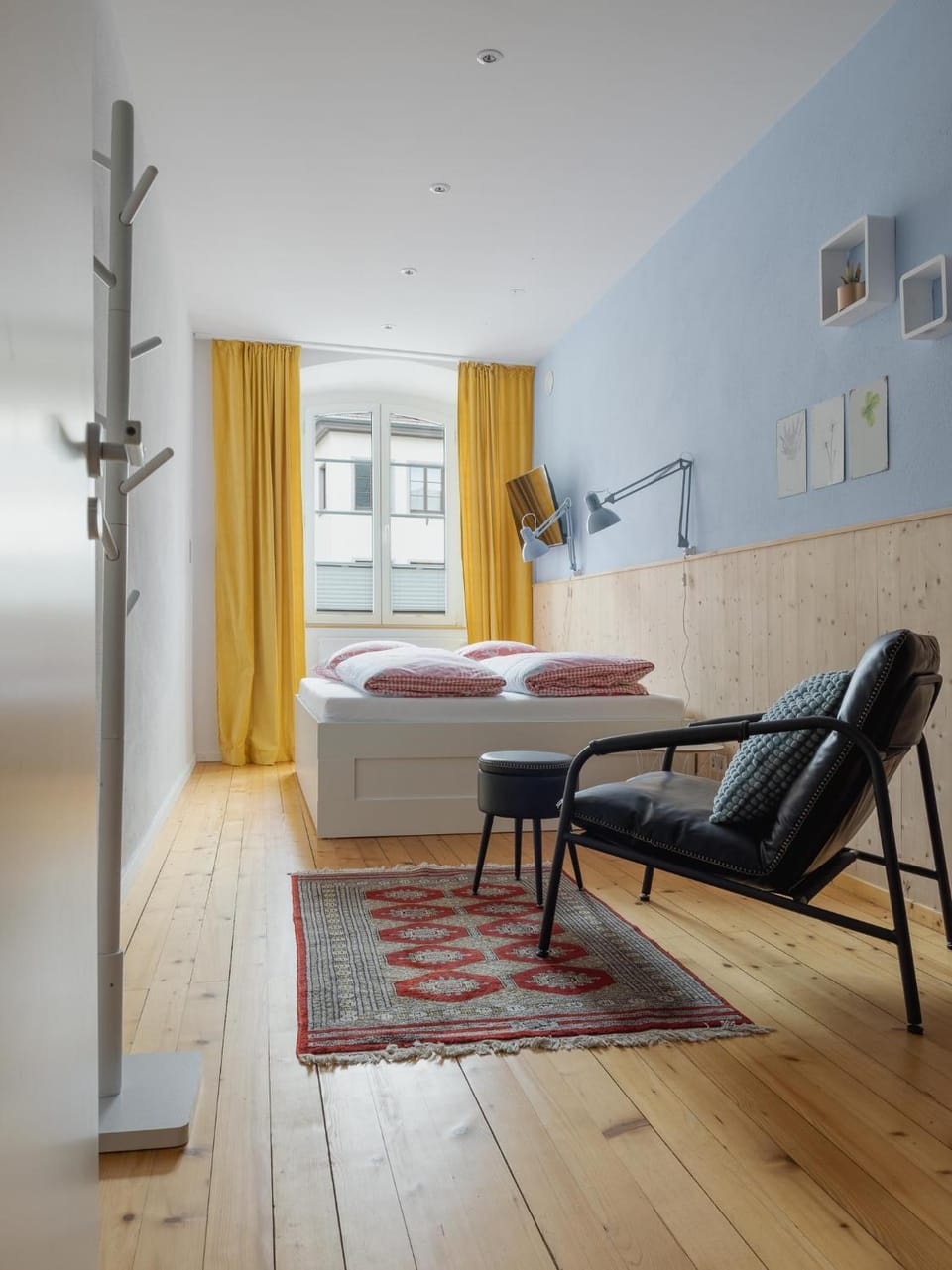 Bed, Bedroom