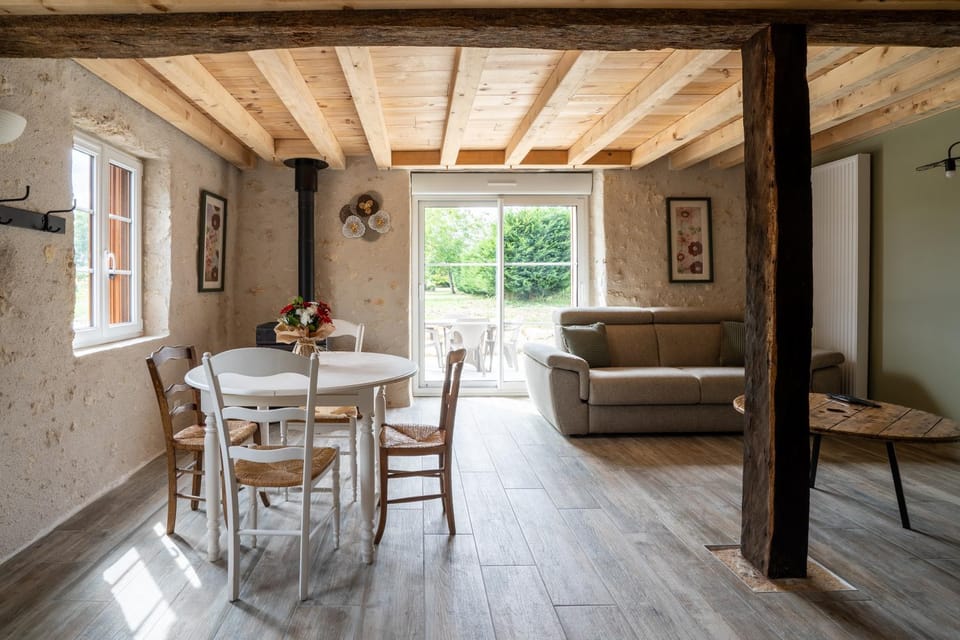 Living room, Seating area, Dining area