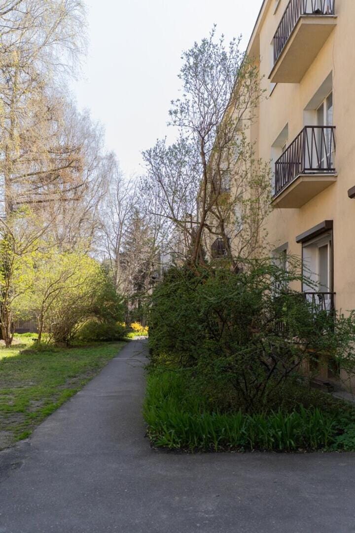 Warsaw Concierge Paryska Apartment in Warsaw