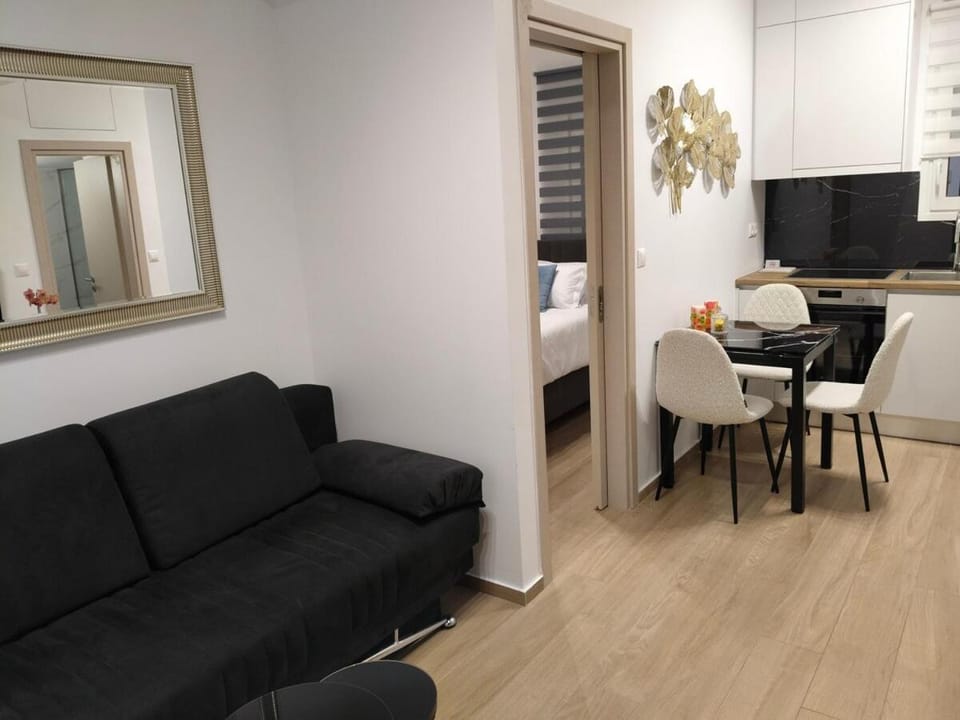 Cozy 1-Bedroom Flat in the Heart of Athens by ΜΡS Apartment in Athens