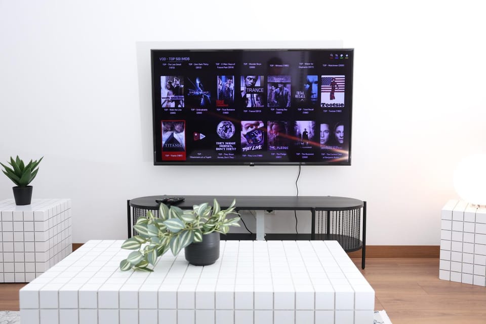 Communal lounge/ TV room, TV and multimedia, Evening entertainment