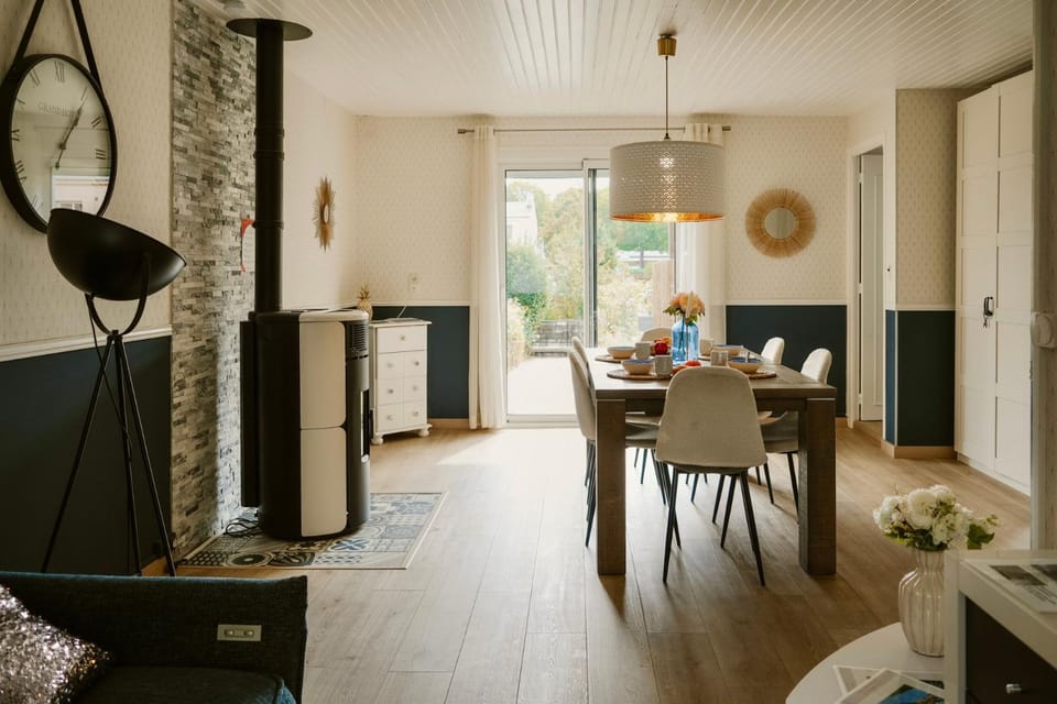 Au Bord de L'Ô Bed and Breakfast in Saint-Lô