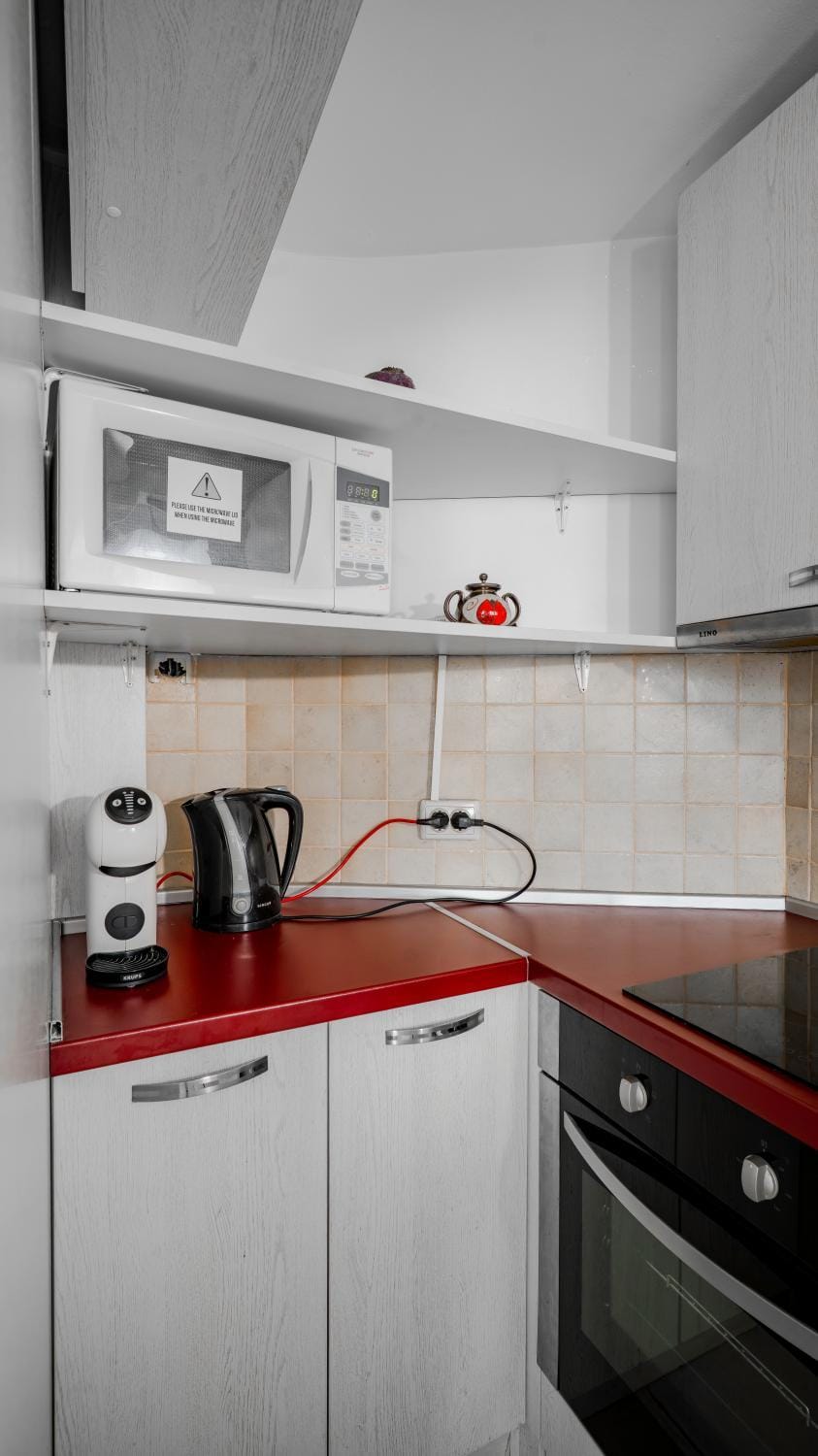 Coffee/tea facilities, Kitchen or kitchenette
