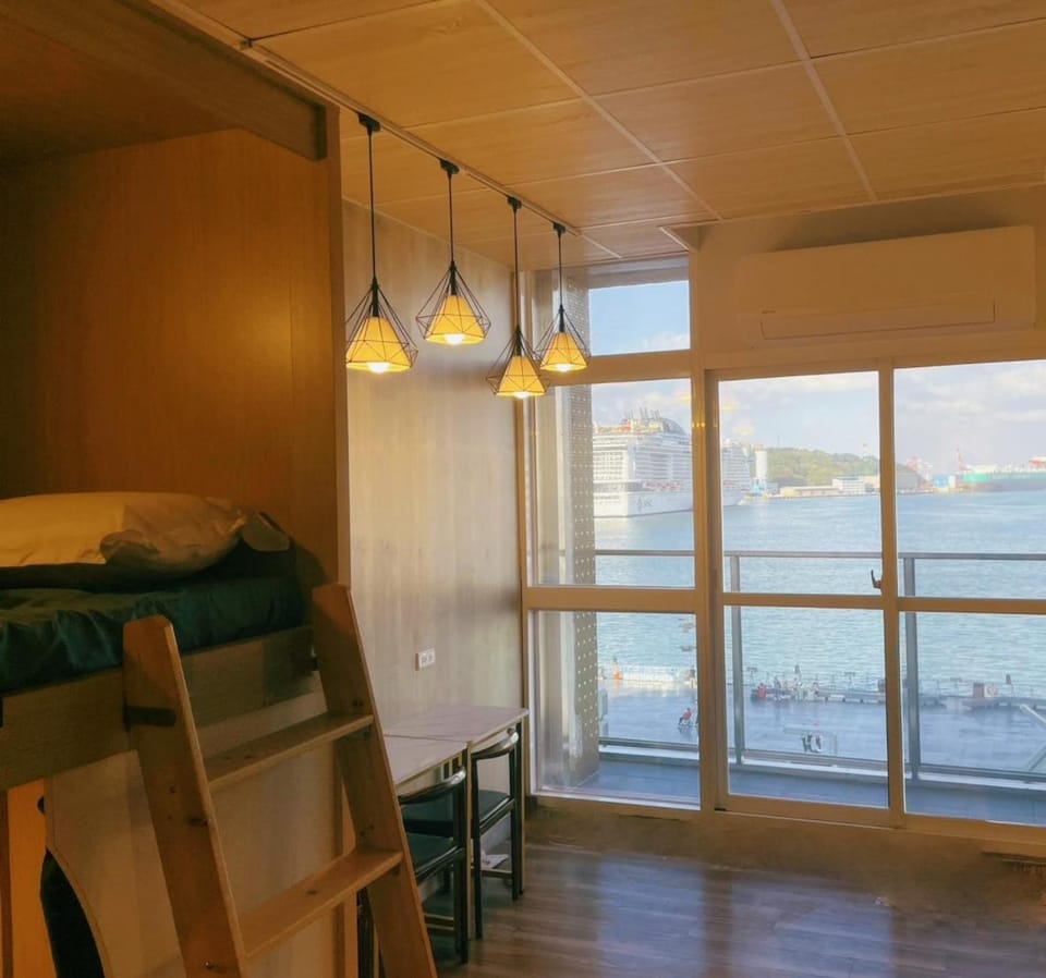 中華郵輪文旅-基隆海景 Hostel in Taiwan, Province of China