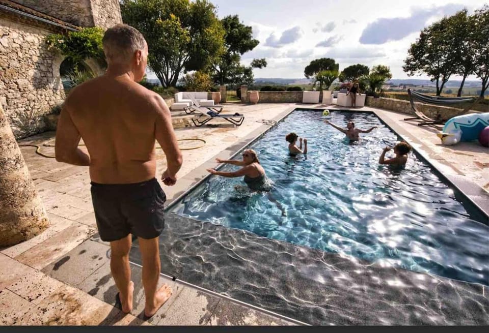 Gers Pool and Panorama Villa in Occitanie