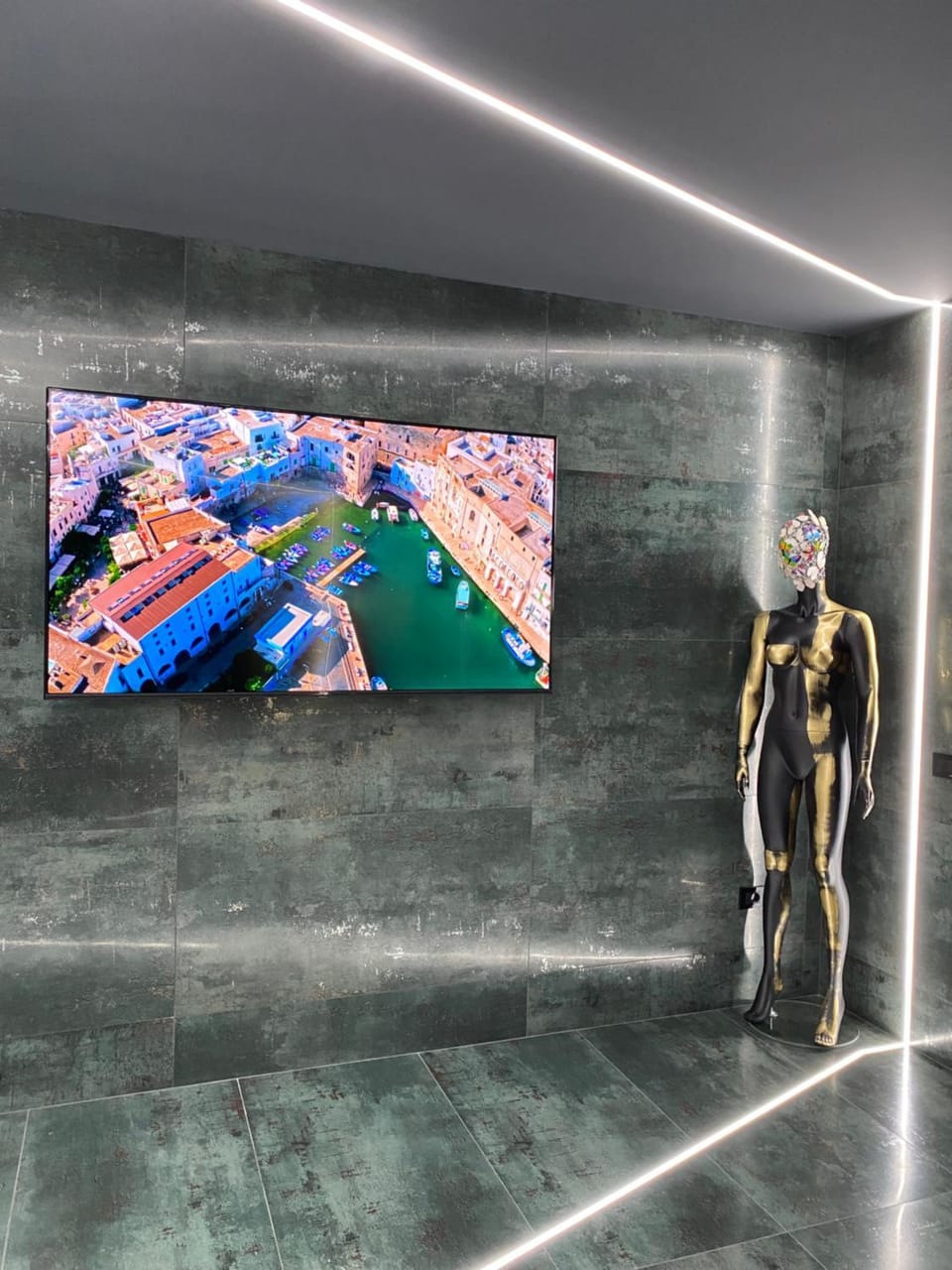 TV and multimedia, Living room