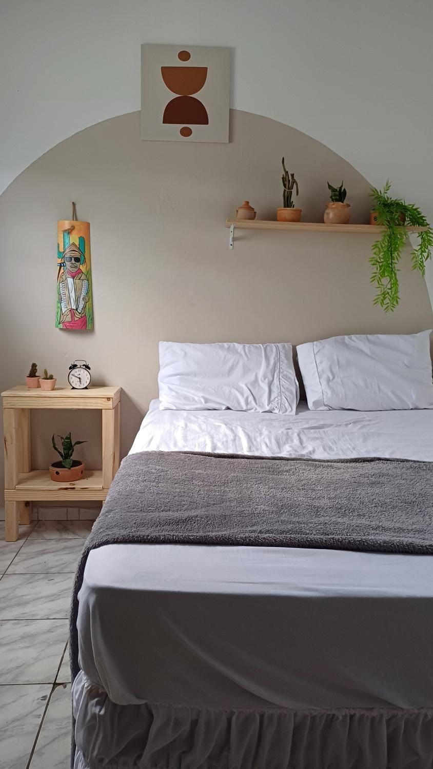 Bed, Photo of the whole room, Bedroom
