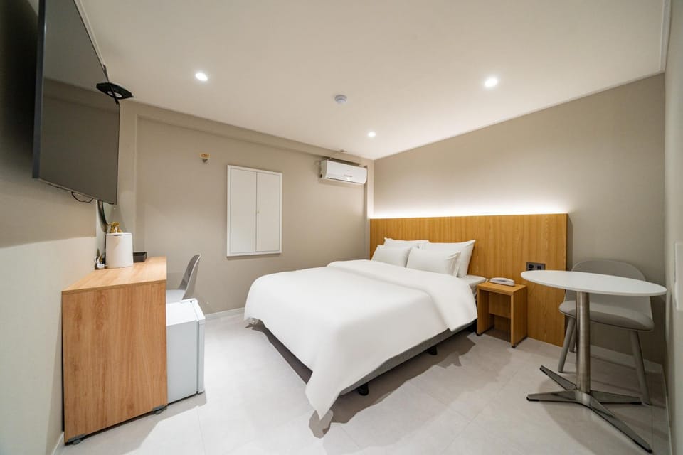 Cream Hotel Hotel in Seoul