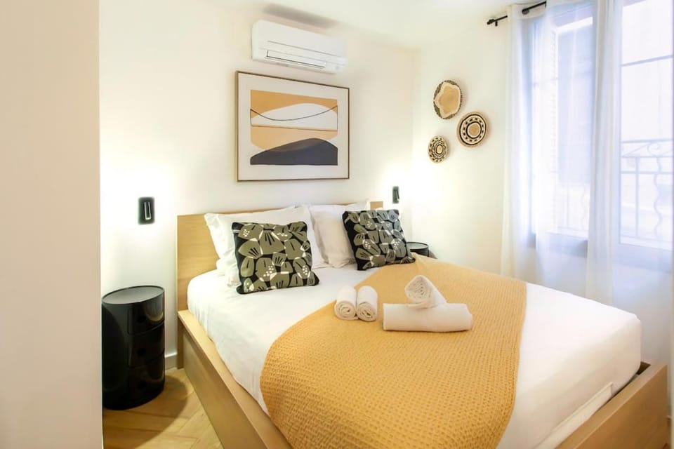 #45 Staywizus - Quiet chic 5mins walk to port and beach AC Wifi Apartment in Villefranche-sur-Mer