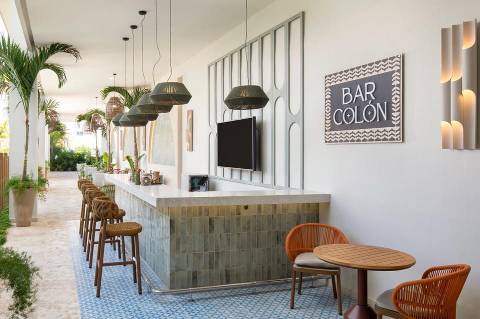 Lounge or bar